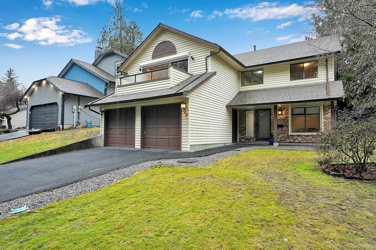 949 Lynwood Avenue, Port Coquitlam 2