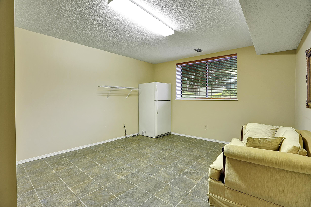 949 Lynwood Avenue, Port Coquitlam 28