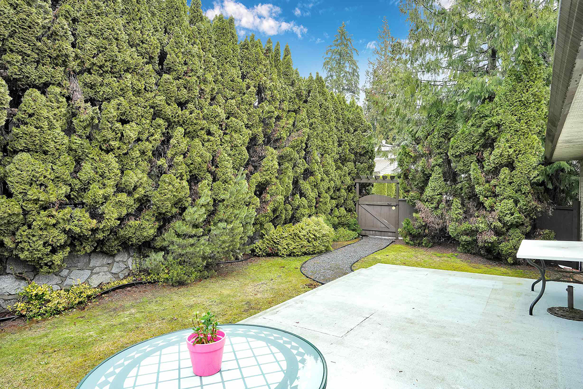 949 Lynwood Avenue, Port Coquitlam 39