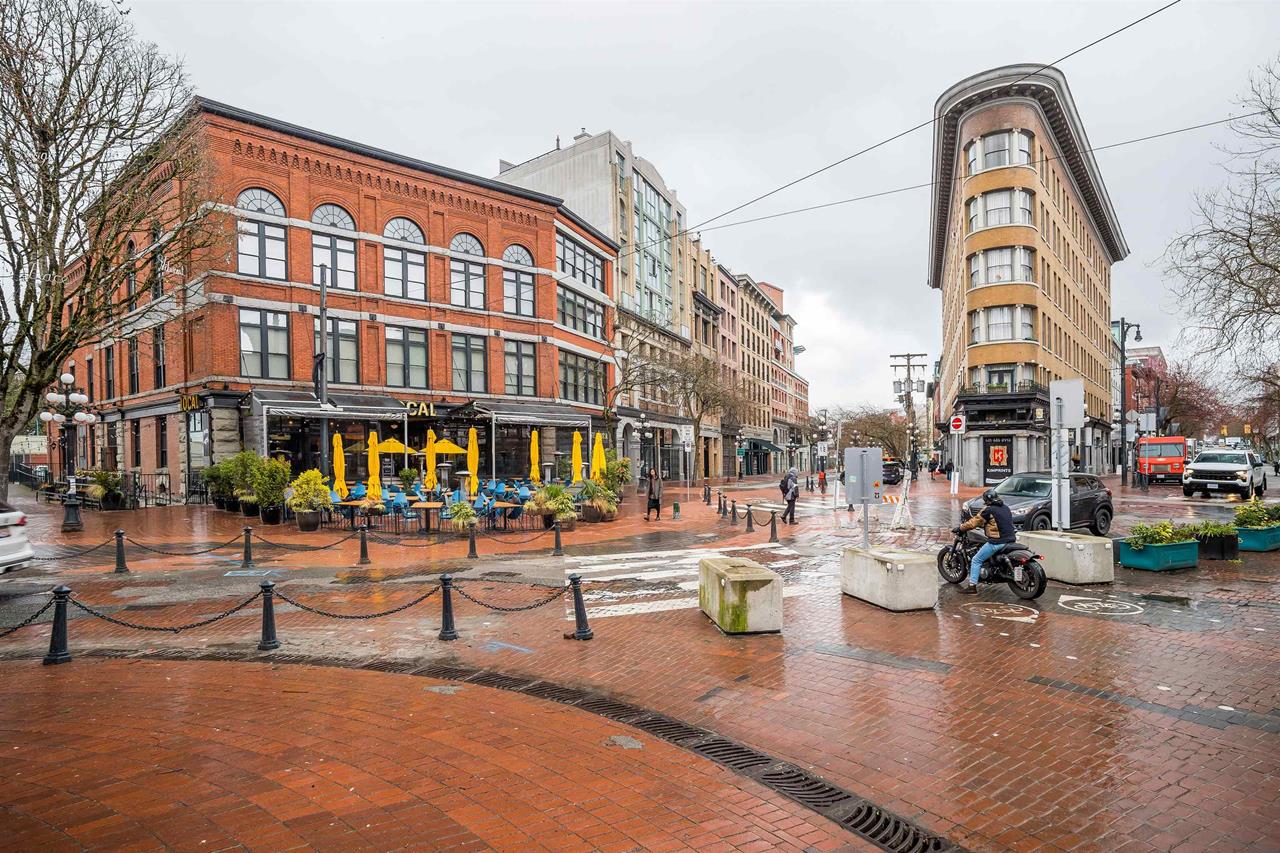 306 27 Alexander Street, Vancouver 40