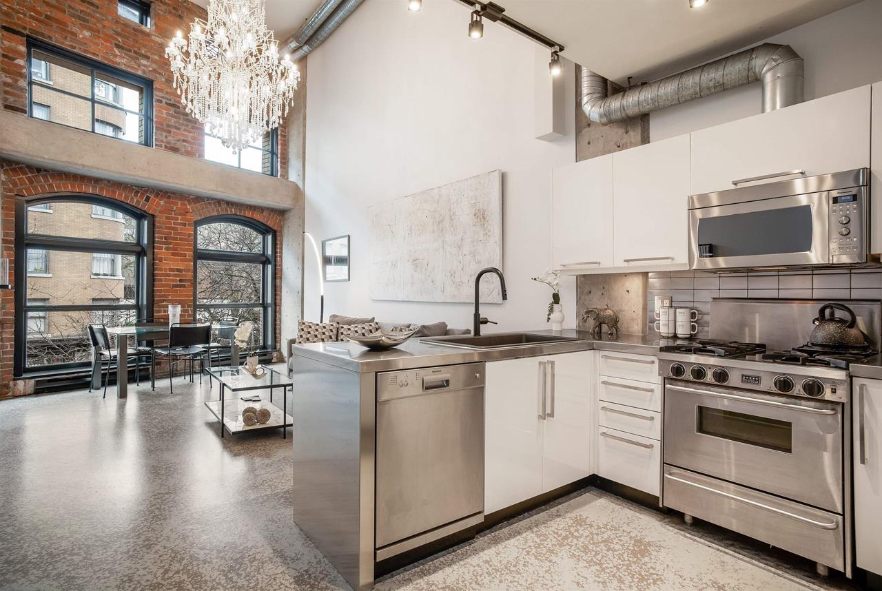 306 27 Alexander Street, Vancouver 9