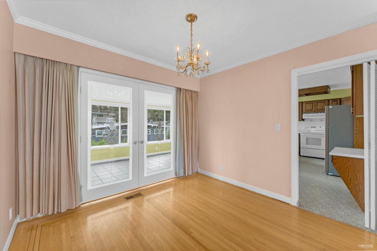 665 Foress Drive, Port Moody 18