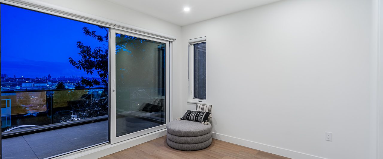 916 Calverhall Street North Vancouver-12