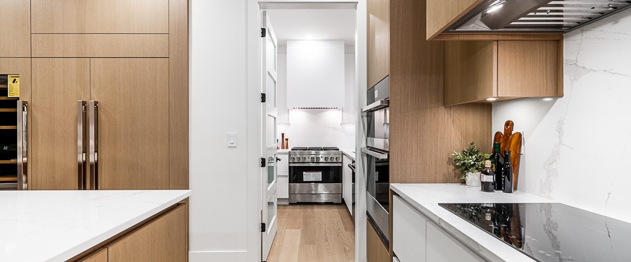 916 Calverhall Street North Vancouver-14