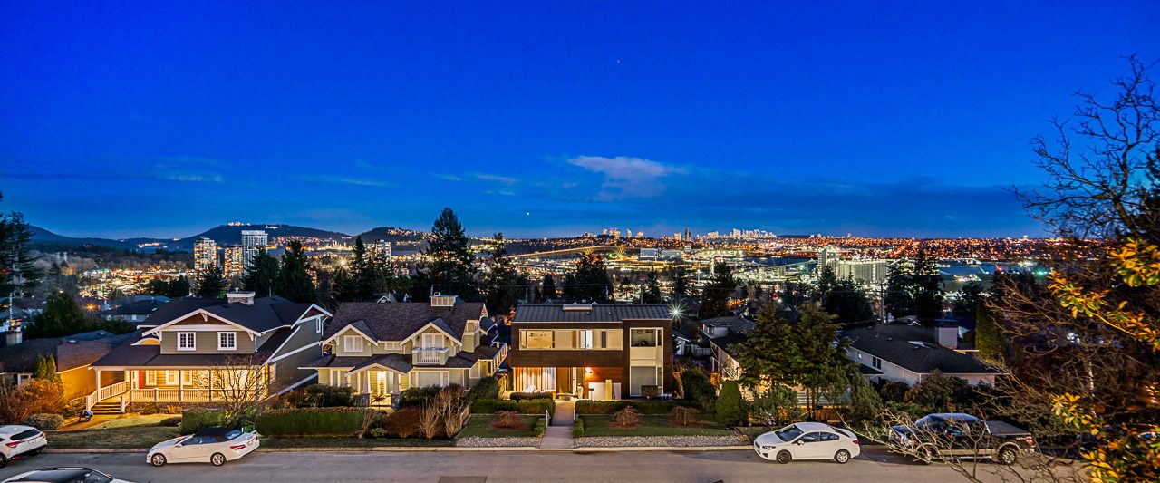 916 Calverhall Street North Vancouver-18