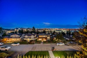 916 Calverhall Street North Vancouver-18