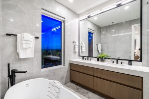 916 Calverhall Street North Vancouver-22