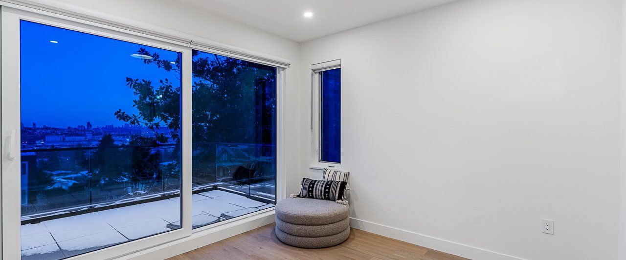 916 Calverhall Street North Vancouver-25