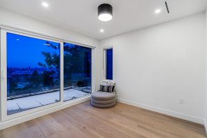 916 Calverhall Street North Vancouver-25
