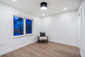 916 Calverhall Street North Vancouver-27