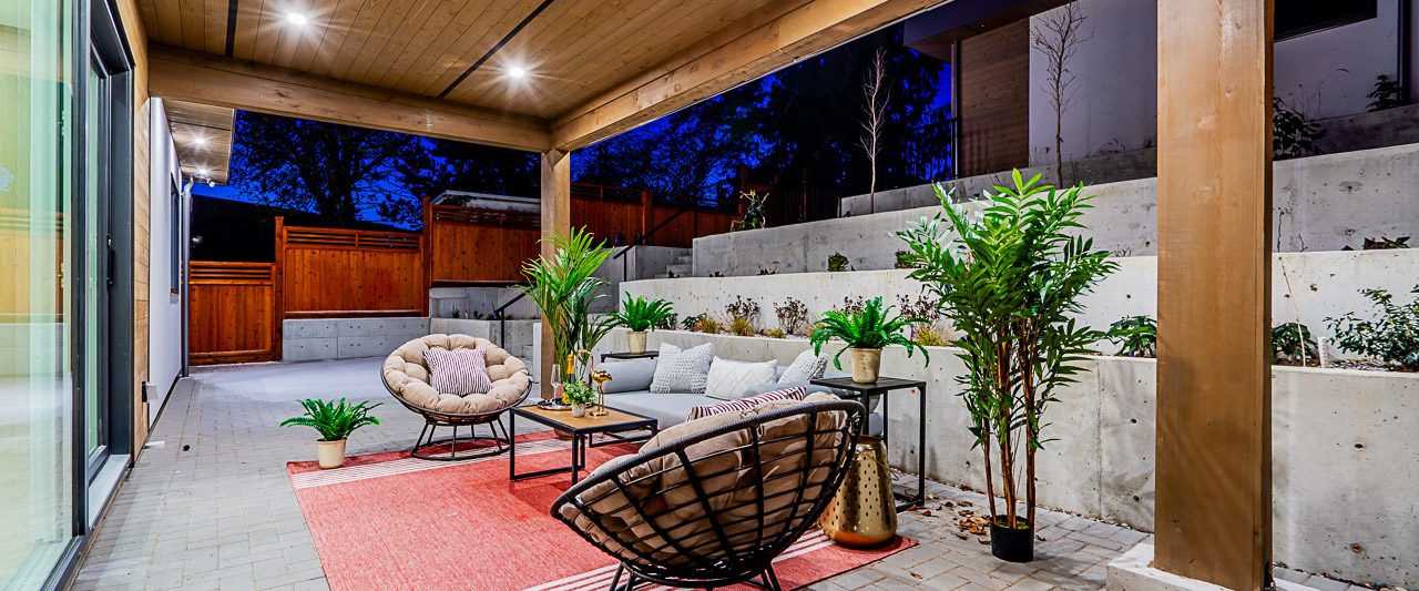 916 Calverhall Street North Vancouver-36