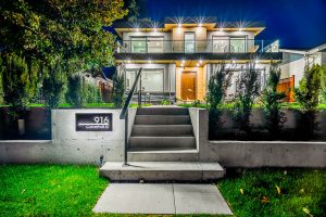 916 Calverhall Street North Vancouver-4