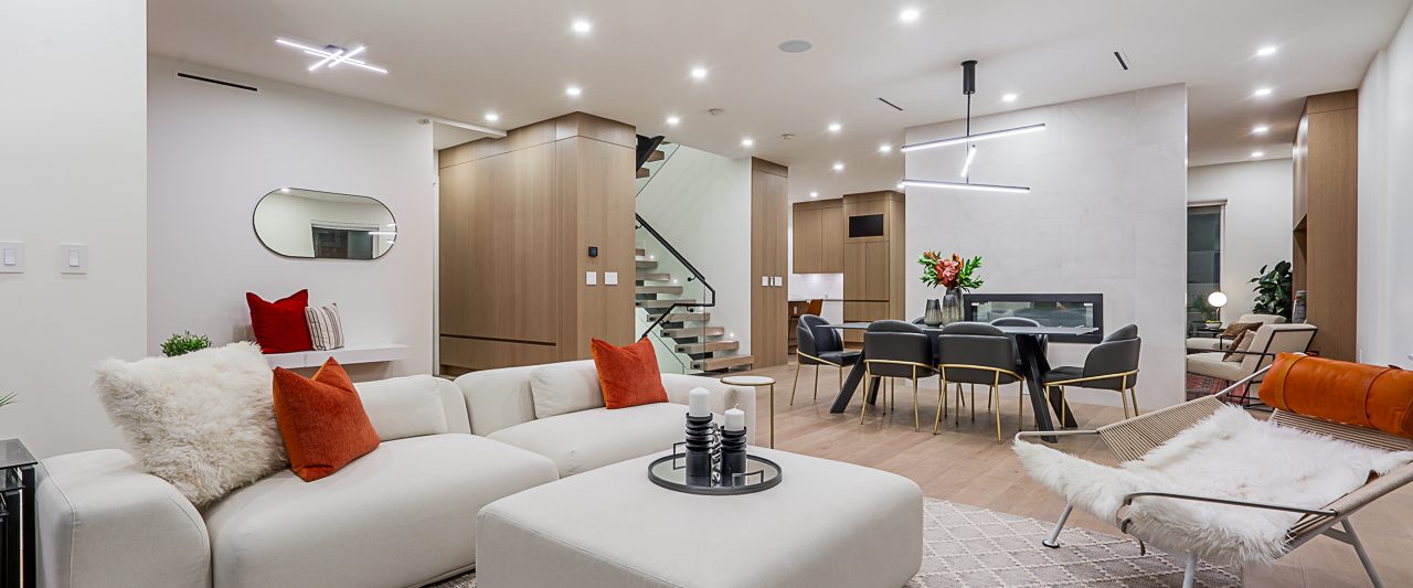 916 Calverhall Street North Vancouver-4