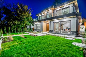 916 Calverhall Street North Vancouver-6
