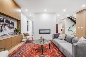 916 Calverhall Street North Vancouver-8