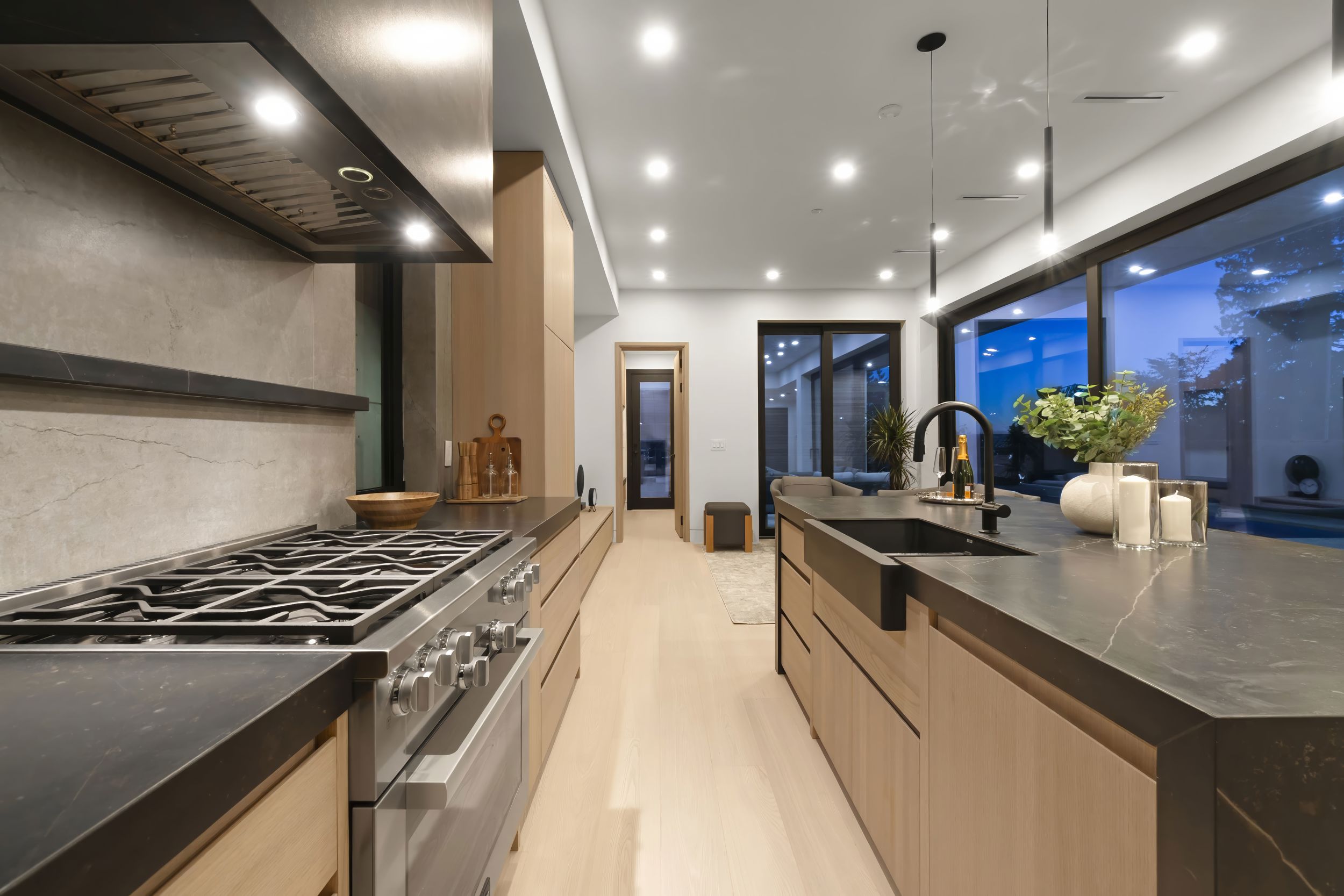 1066 FULTON AVENUE, WEST VANCOUVER, Sentinel Hill 21