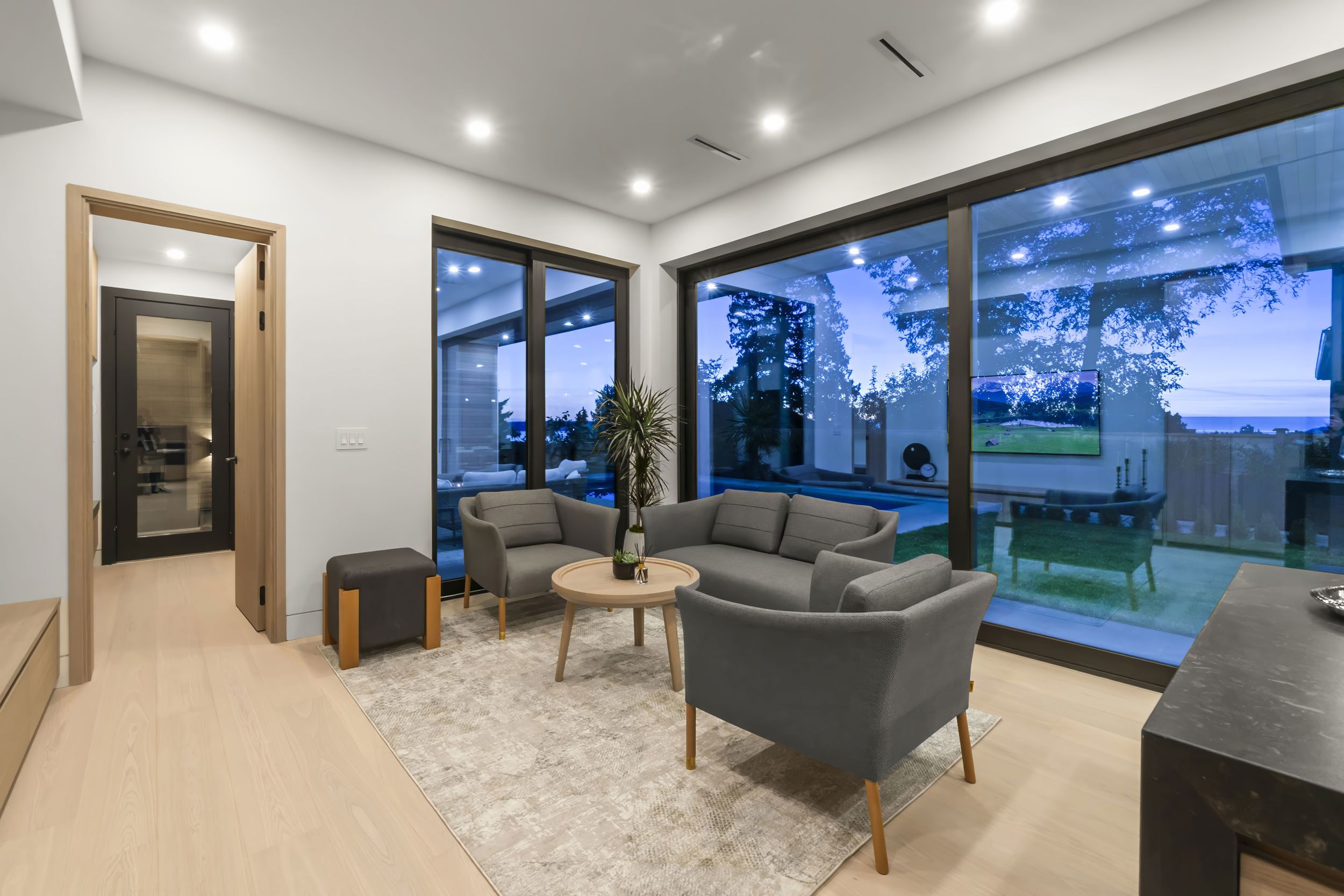 1066 FULTON AVENUE, WEST VANCOUVER, Sentinel Hill 6