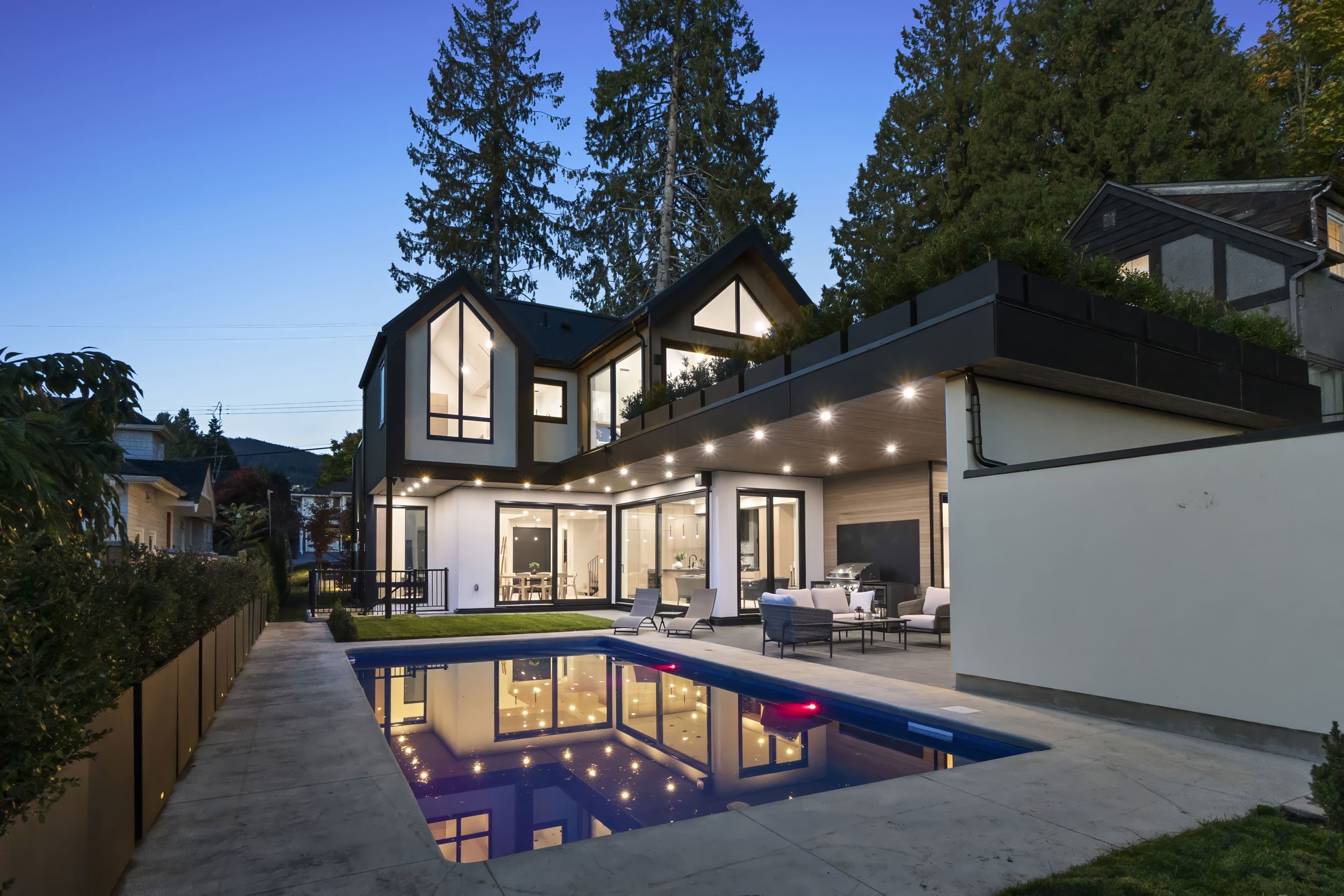 1066 FULTON AVENUE, WEST VANCOUVER, Sentinel Hill 56