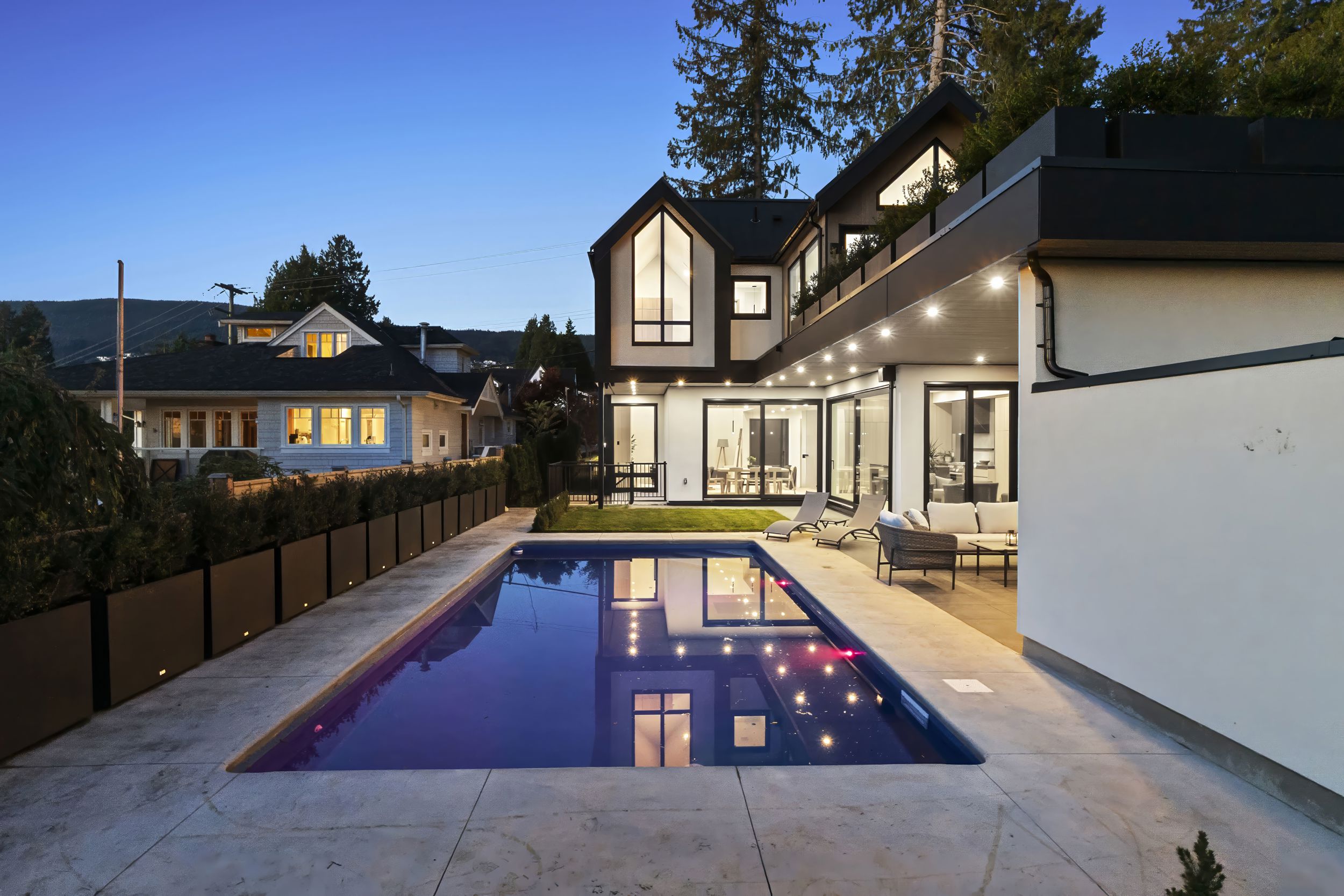 1066 FULTON AVENUE, WEST VANCOUVER, Sentinel Hill 57