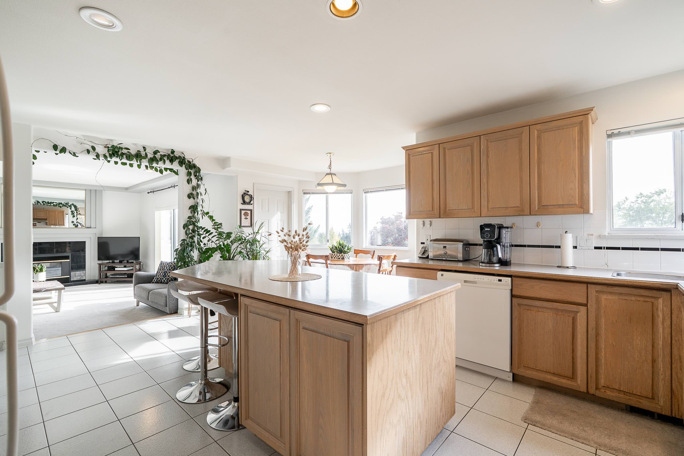 2980 CLIFFROSE CRESCENT, COQUITLAM 11