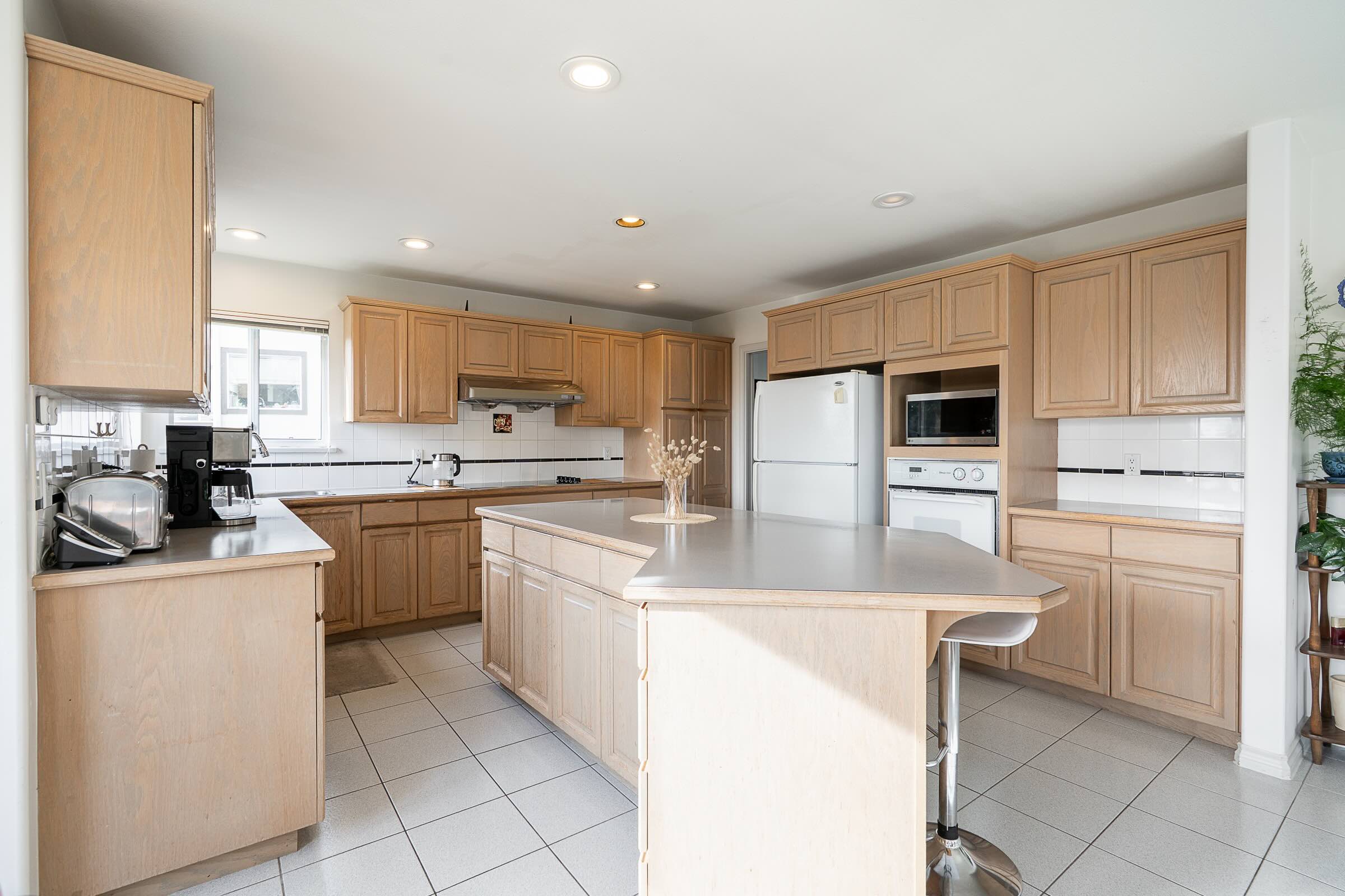 2980 CLIFFROSE CRESCENT, COQUITLAM 13