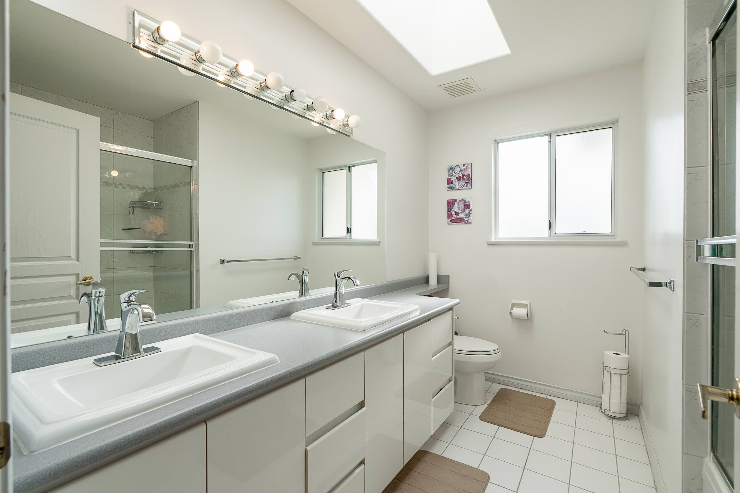 2980 CLIFFROSE CRESCENT, COQUITLAM 27
