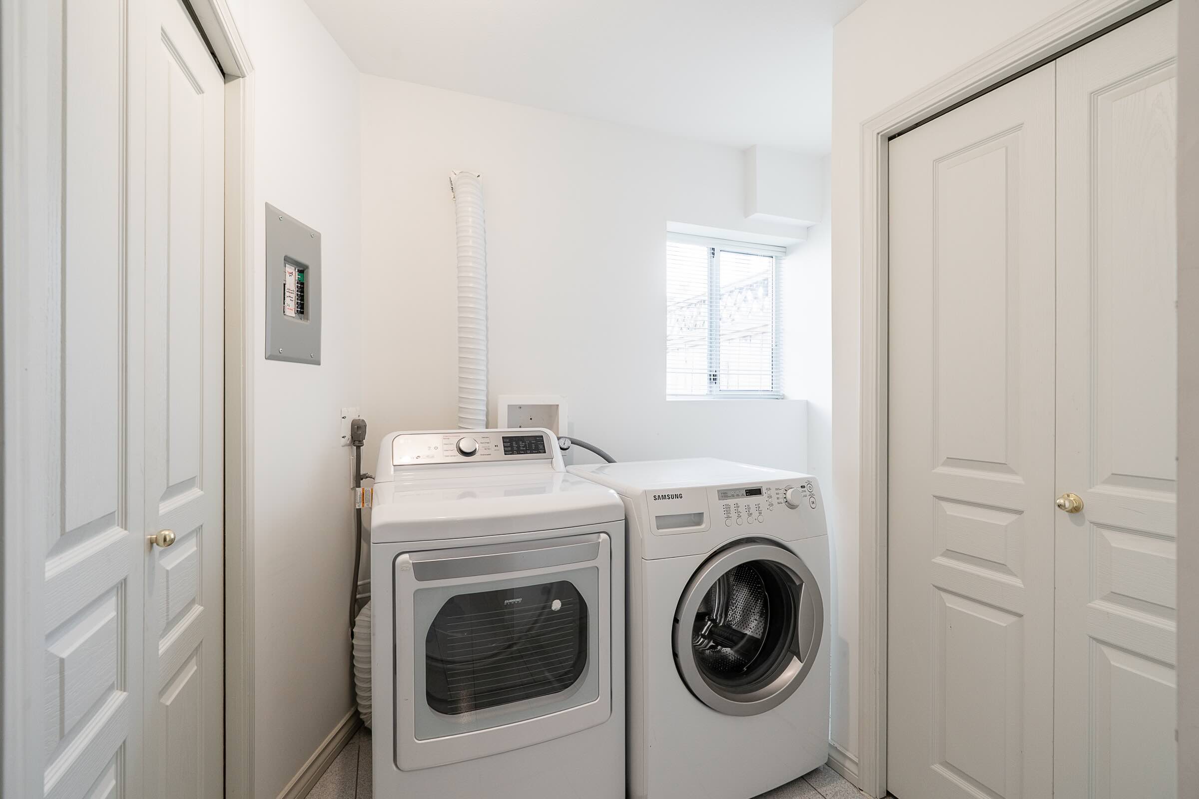 2980 CLIFFROSE CRESCENT, COQUITLAM 32